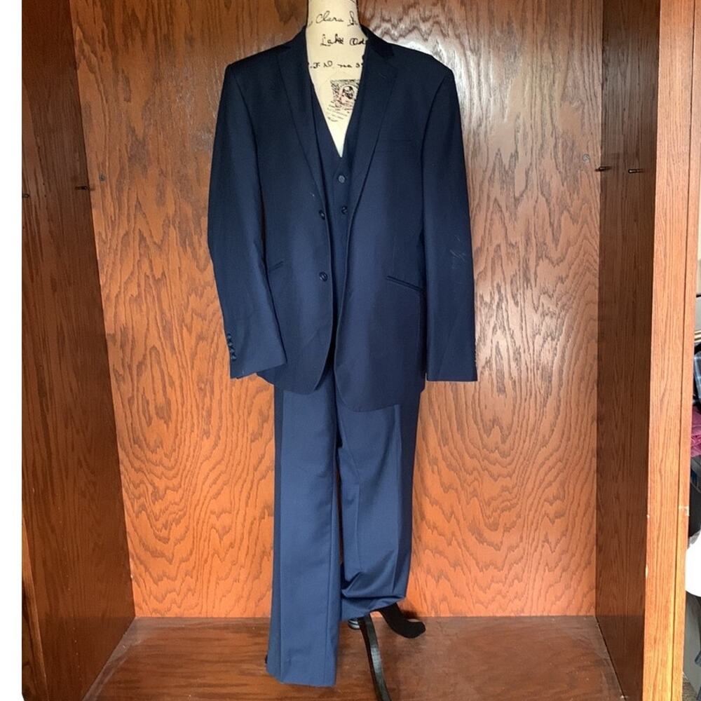 Men's Navy 3-Piece Suit Jacket Vest Pants 36R